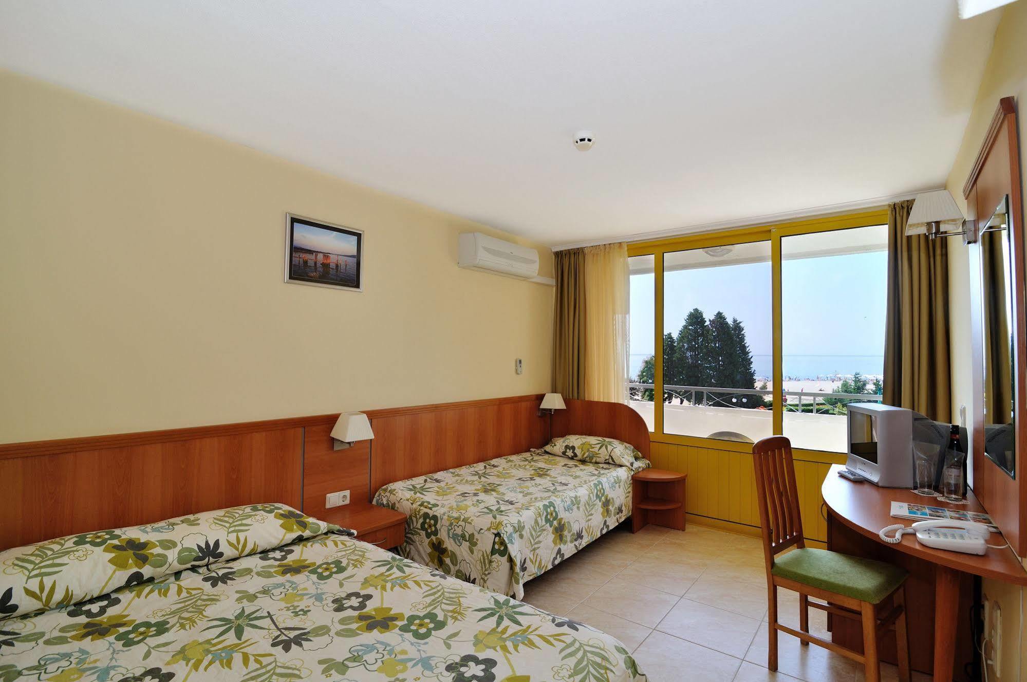 Kaliakra Mare Hotel Albena Exterior foto